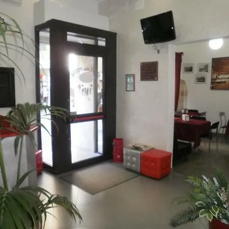 Della Posta Hotell 3*